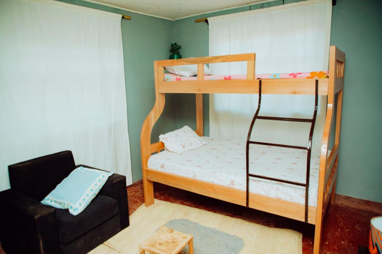 Emmy'S Backpackers Hostel Iringa Dış mekan fotoğraf